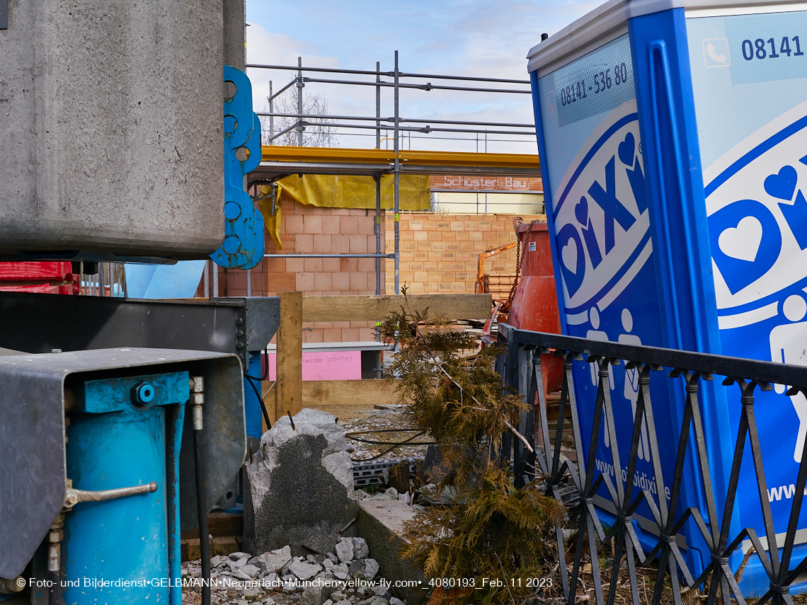 11.02.2023 - Baustelle Niederalmstraße 16 in Neuperlach